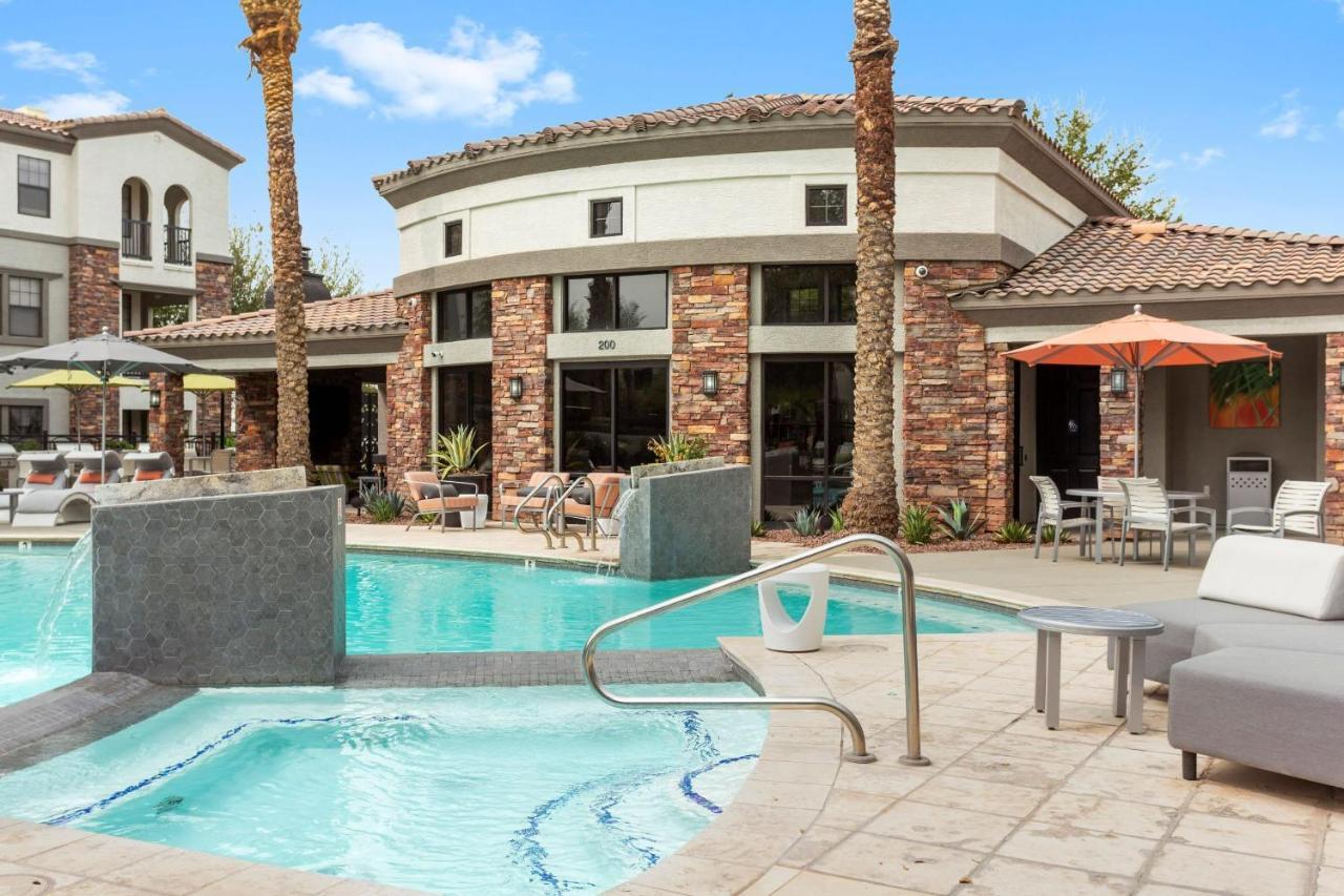 Cozysuites Glendale By The Stadium With Pool 06 Exteriér fotografie